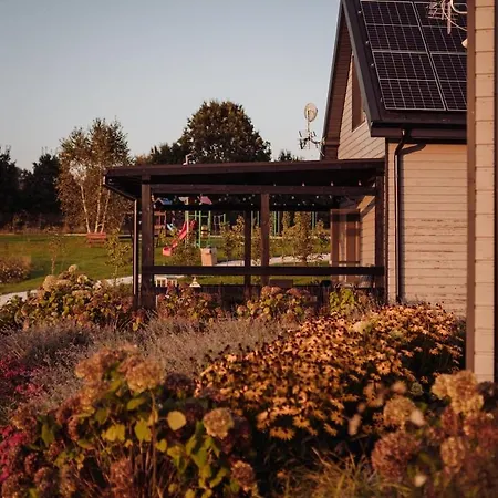 Holiday home Na Kaszubach - Chabry I Rumianki - Roztoka, Przywidz - Basen Sauna Jacuzzi Kaszuby *