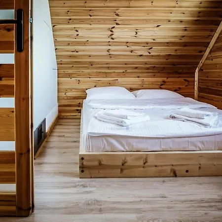 Na Kaszubach - Chabry I Rumianki - Roztoka, Przywidz - Basen Sauna Jacuzzi Kaszuby Vakantiehuis