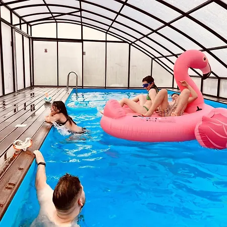 Na Kaszubach - Chabry I Rumianki - Roztoka, Przywidz - Basen Sauna Jacuzzi Kaszuby Vakantiehuis *