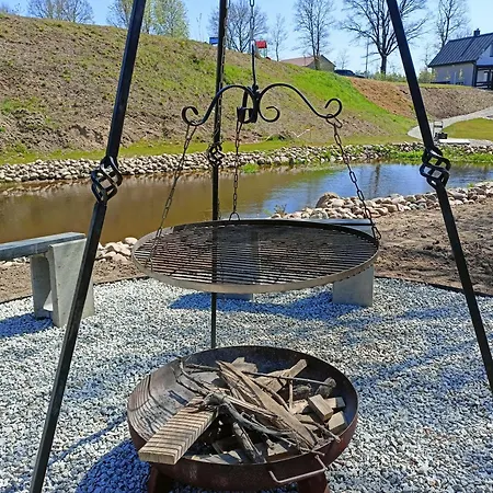 Na Kaszubach - Chabry I Rumianki - Roztoka, Przywidz - Basen Sauna Jacuzzi Kaszuby Vakantiehuis *