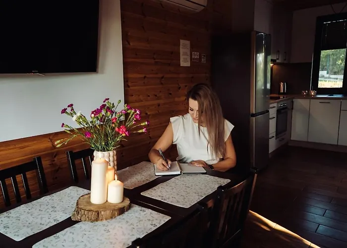 Na Kaszubach - Chabry I Rumianki - Roztoka, Przywidz - Basen Sauna Jacuzzi Kaszuby בית נופש *