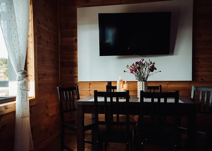 Na Kaszubach - Chabry I Rumianki - Roztoka, Przywidz - Basen Sauna Jacuzzi Kaszuby Ferienhaus