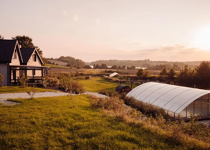 Na Kaszubach - Chabry I Rumianki - Roztoka, Przywidz - Basen Sauna Jacuzzi Kaszuby Ferienhaus *