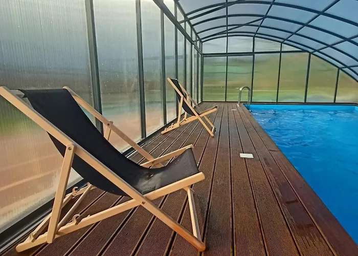 Na Kaszubach - Chabry I Rumianki - Roztoka, Przywidz - Basen Sauna Jacuzzi Kaszuby בית נופש *