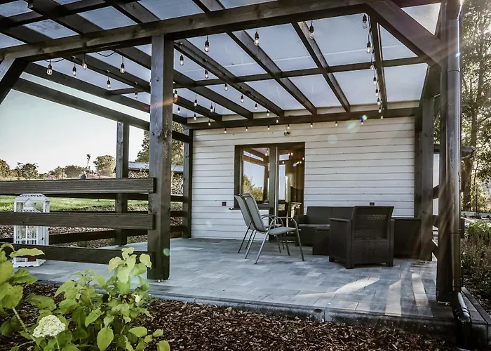 Na Kaszubach - Chabry I Rumianki - Roztoka, Przywidz - Basen Sauna Jacuzzi Kaszuby