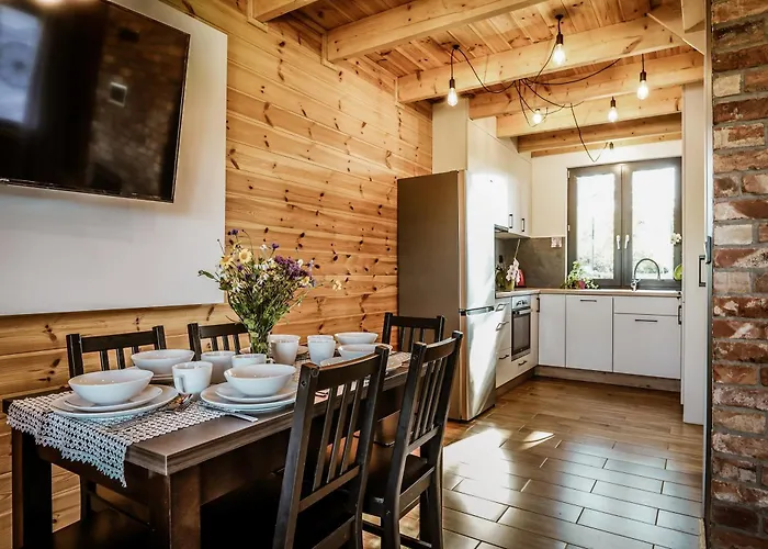 Na Kaszubach - Chabry I Rumianki - Roztoka, Przywidz - Basen Sauna Jacuzzi Kaszuby *